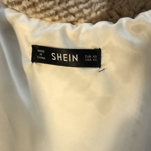 Cropped Jacket - Picture 3 of 4